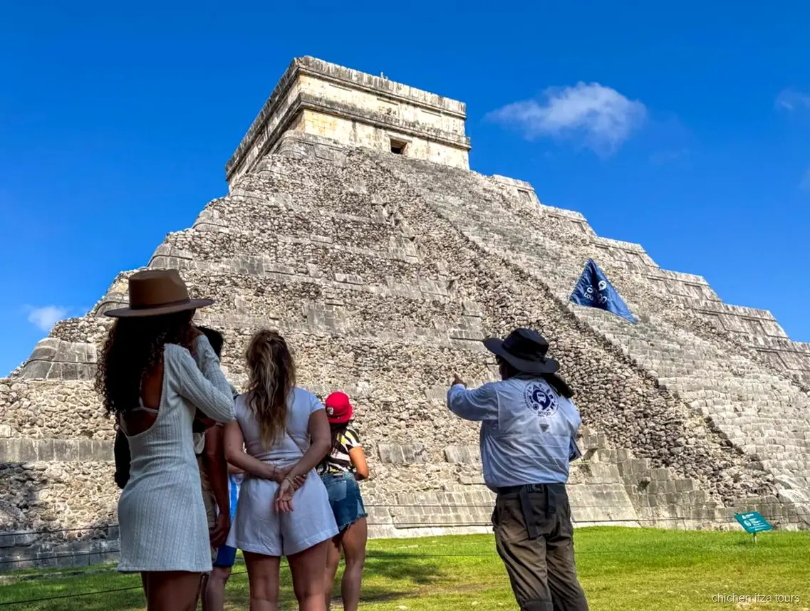 Buffet lunch included on the Chichen Itza, Ek Balam and cenote day trip