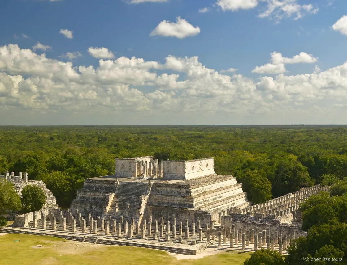 Grande Gioco della Palla a Chichen Itza visitato con la guida certificata