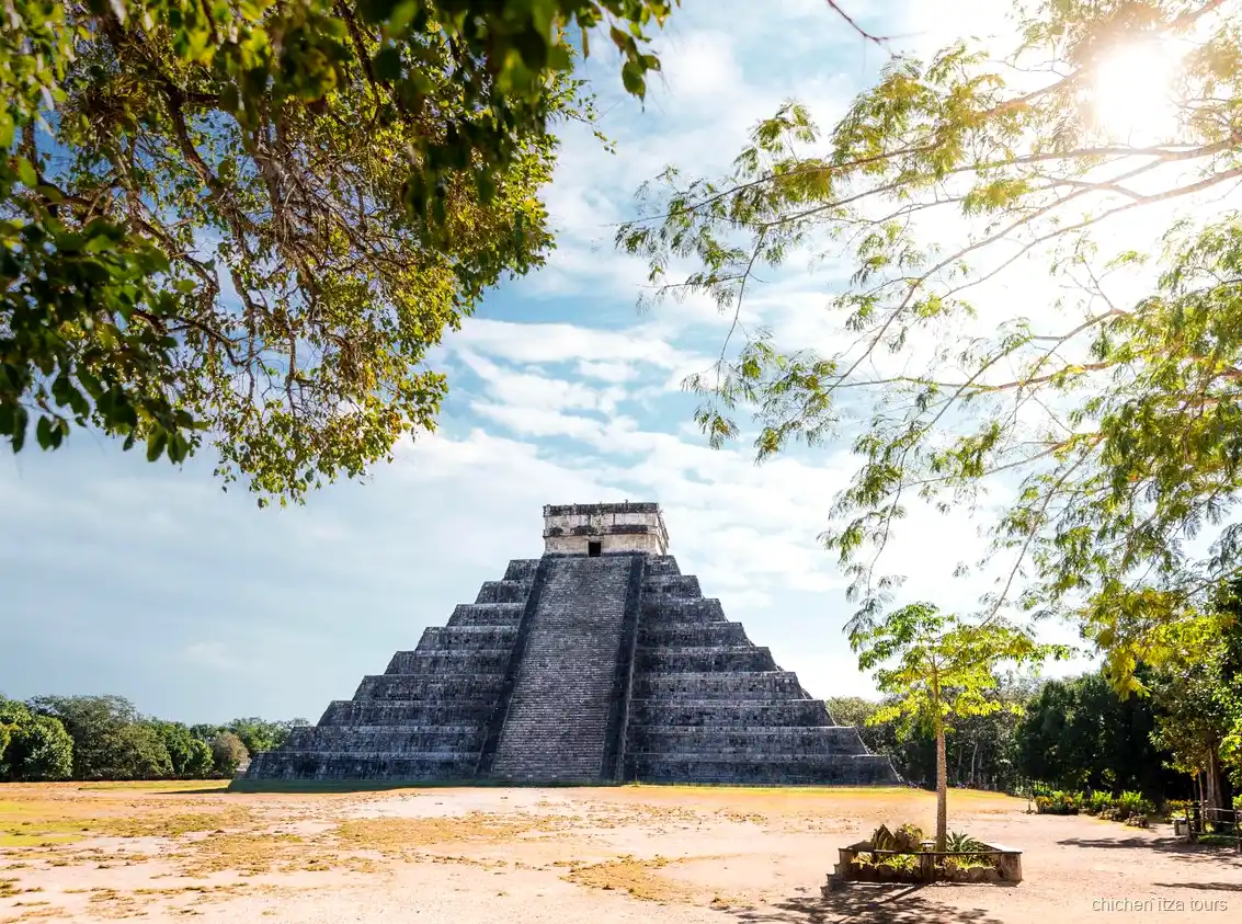 Tappa nella Valladolid coloniale durante il tour da Tulum a Chichen Itza